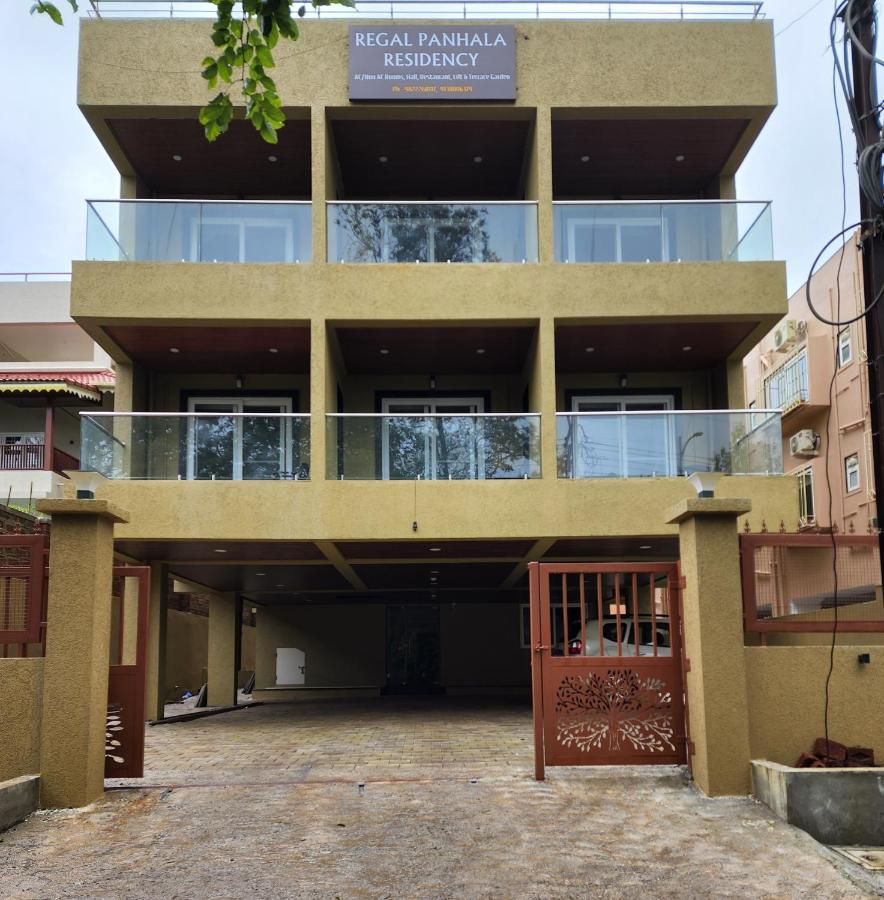 Regal Panhala Residency Hotell Exteriör bild